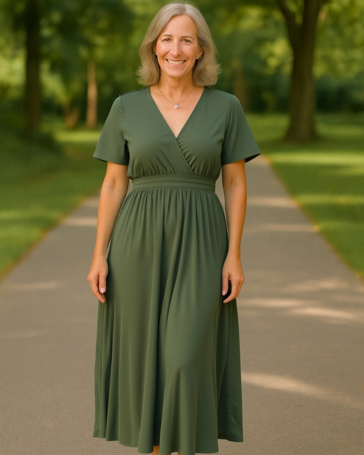 Nayeli – Elegant V-Neck Maxi Dress
