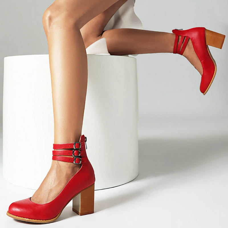 Matilda - Elegant smooth sandals with ankle straps and thick heels for a sophisticated look