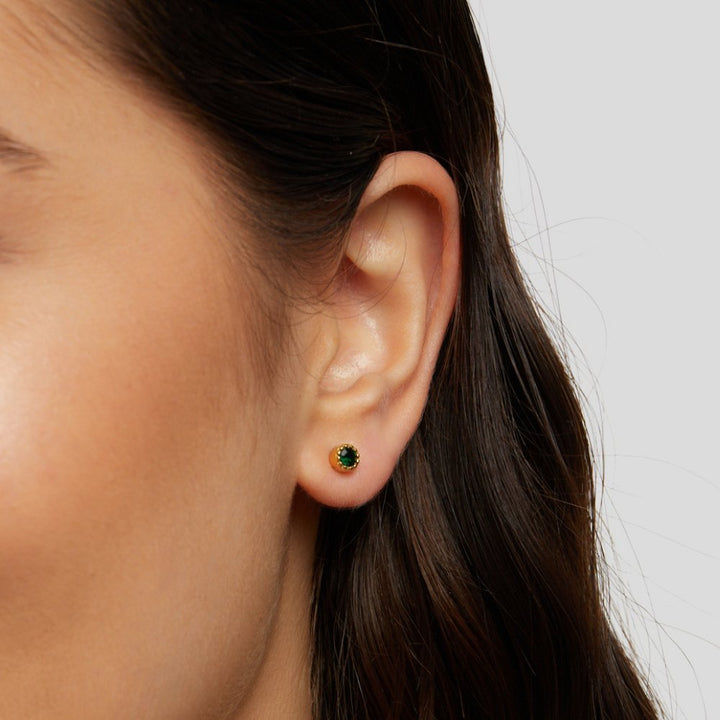 Emerald green stud earrings
