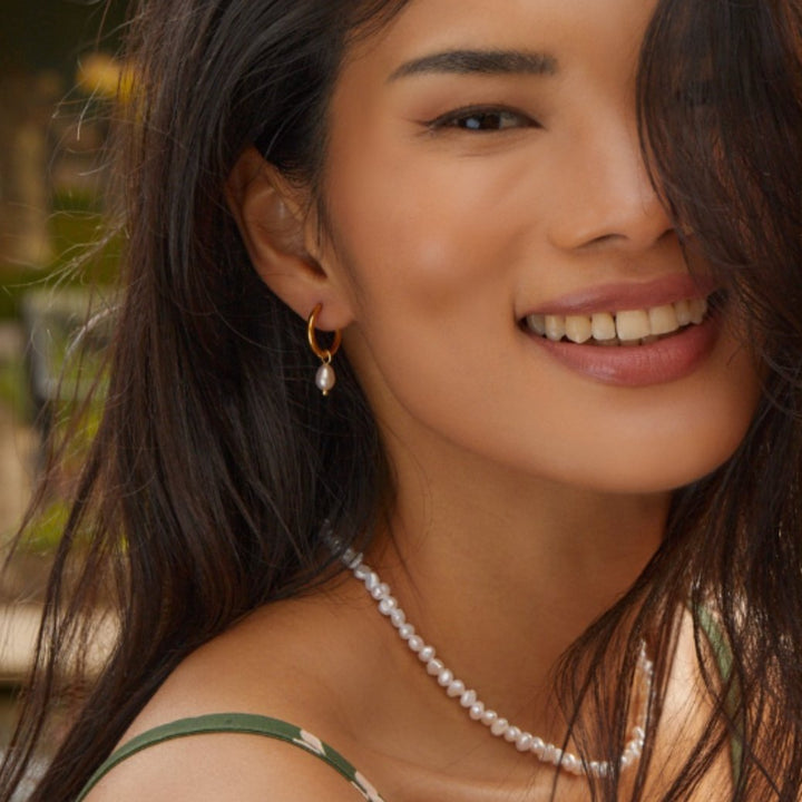 Bella freshwater pearl earrings