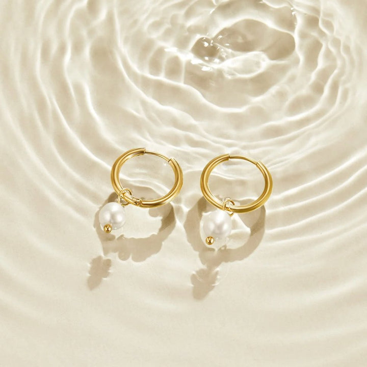 Bella freshwater pearl earrings