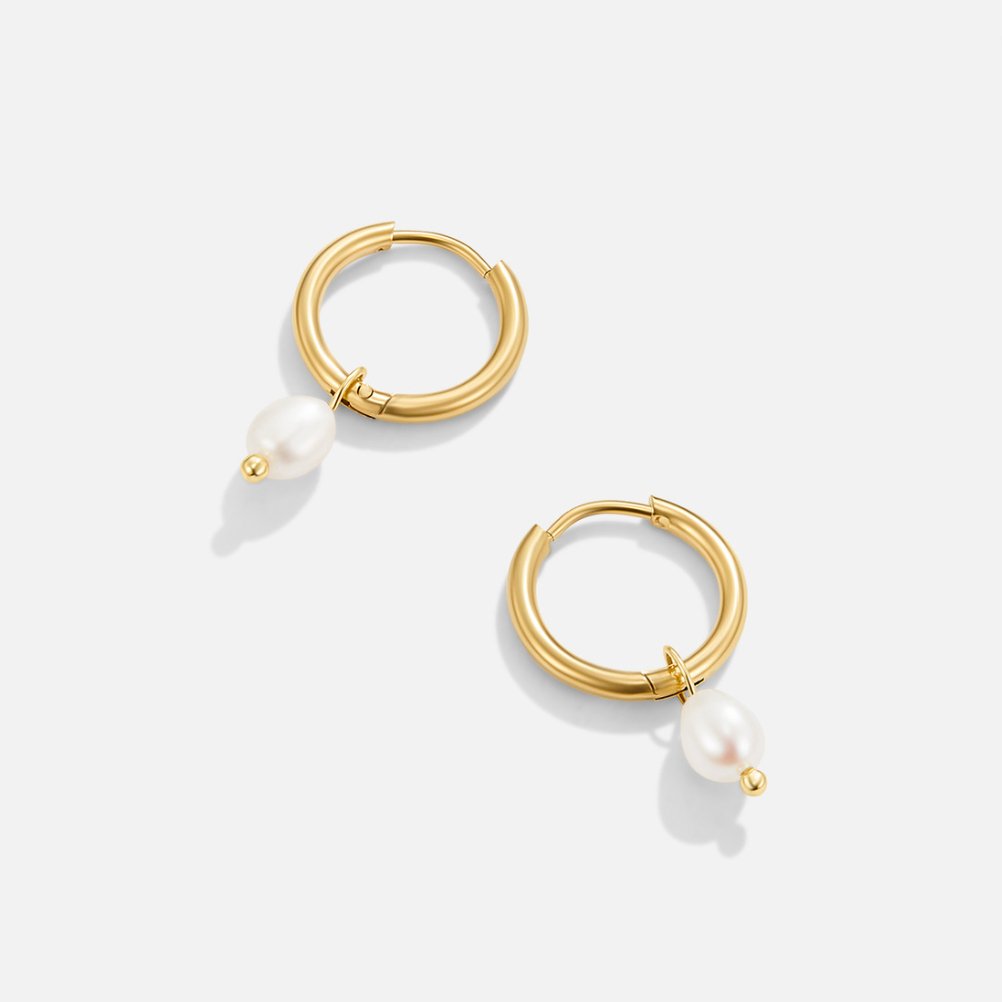 Bella freshwater pearl earrings
