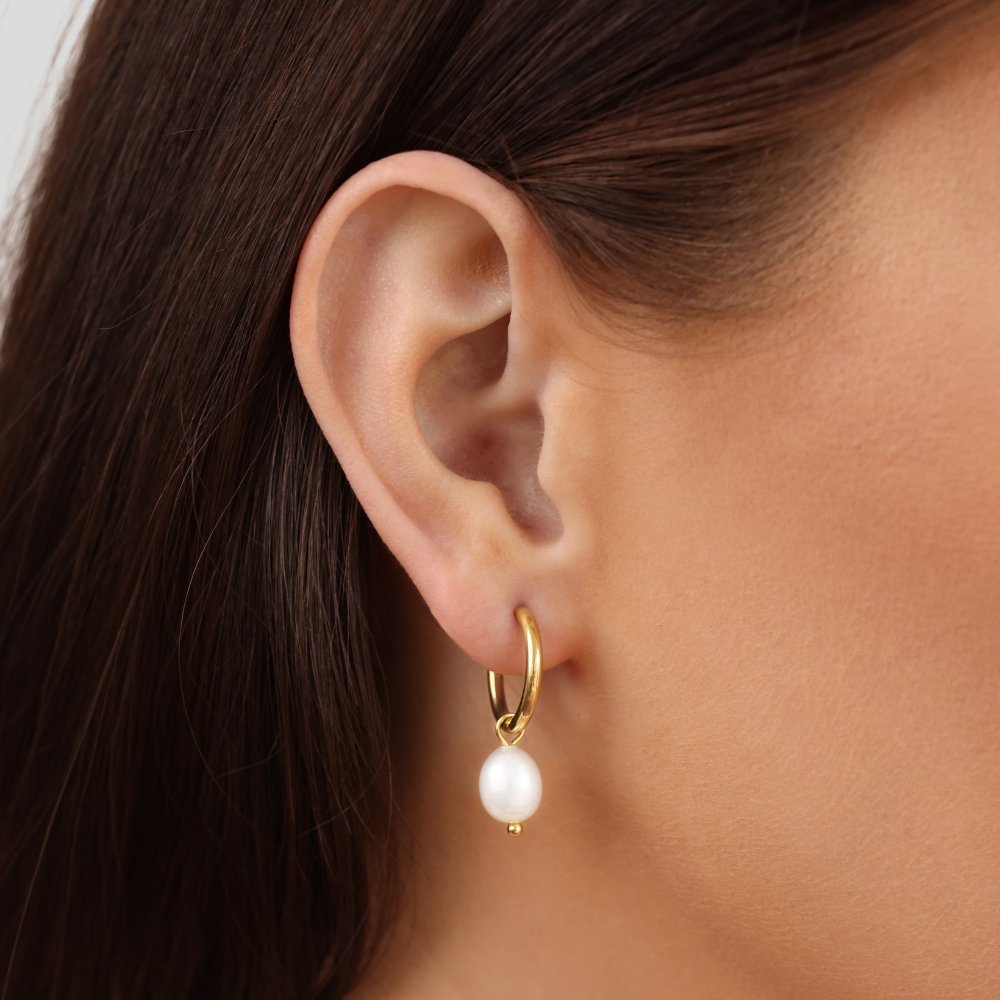 Bella freshwater pearl earrings