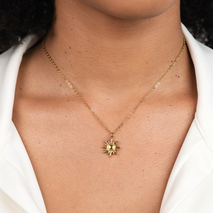 Golden sunray necklace
