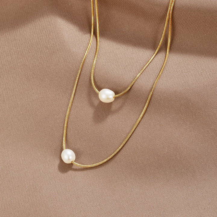 Layered necklace with freshwater pearls