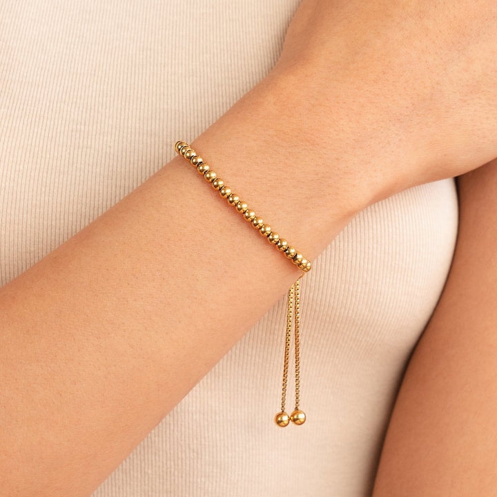 Nila pearl bracelet made of gold