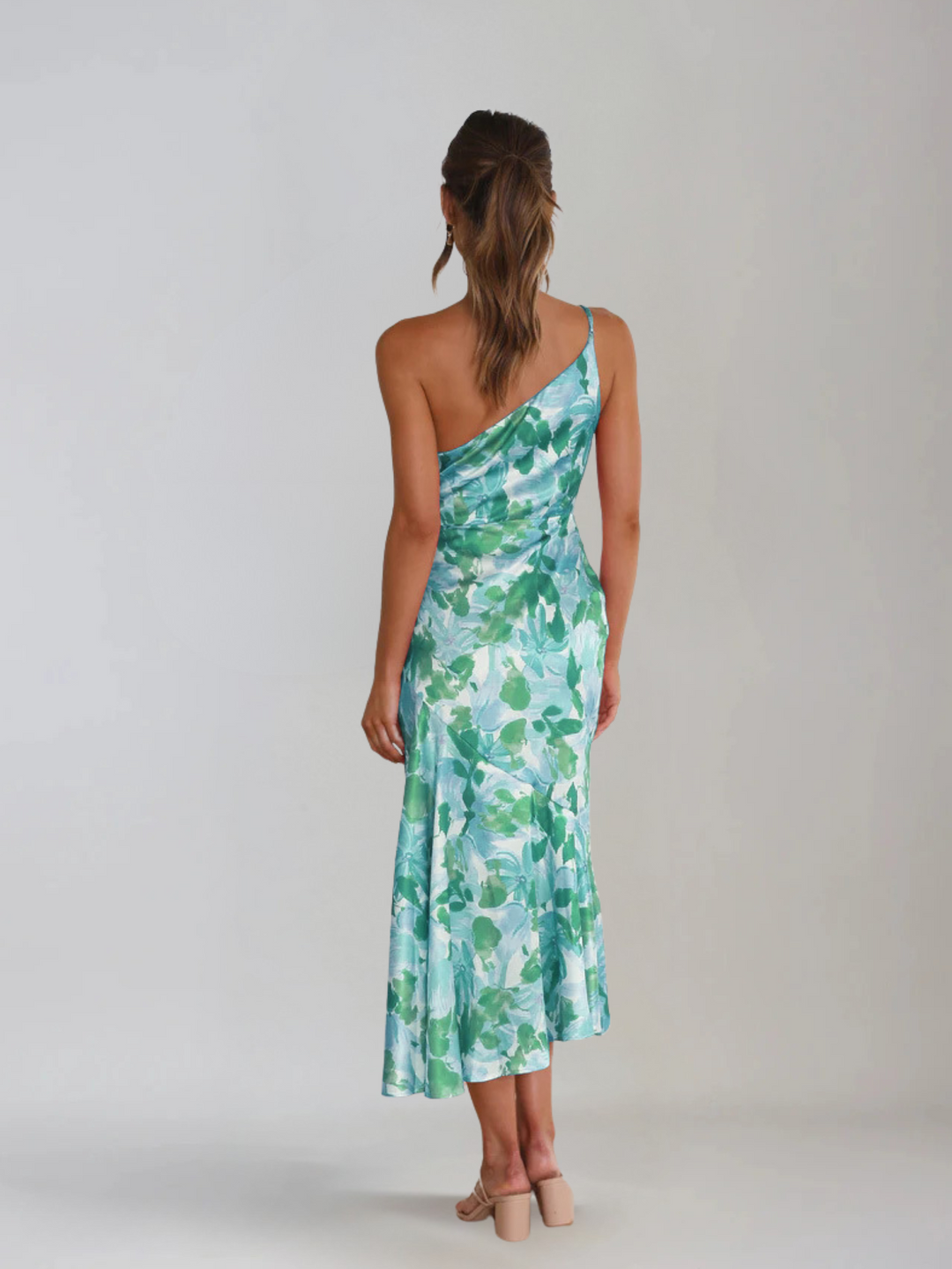 Arabella Grace - Light and Romantic Floral Summer Dress